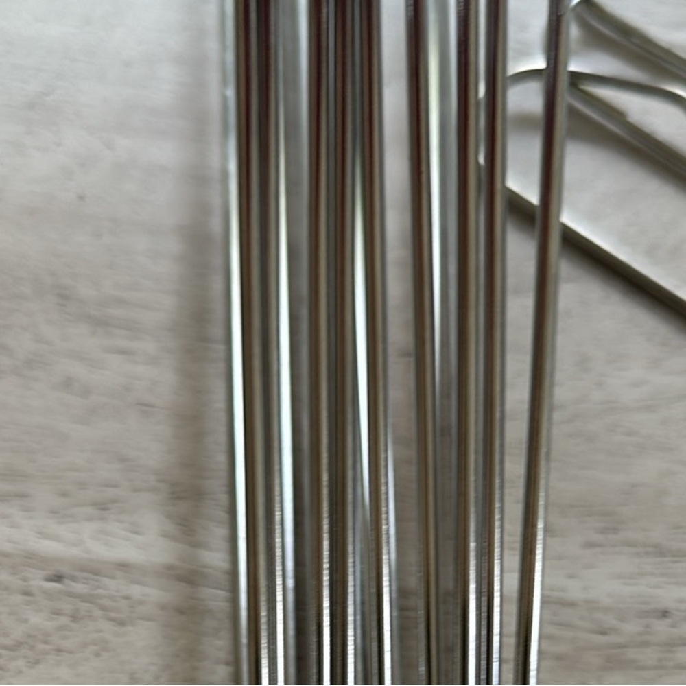 30 Stainless Steel Strong Metal Hangers - Picture 5 of 6